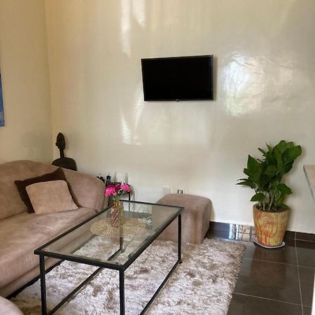 Chez Camille A Zac Mbao Apartment Diokoul Ngoại thất bức ảnh